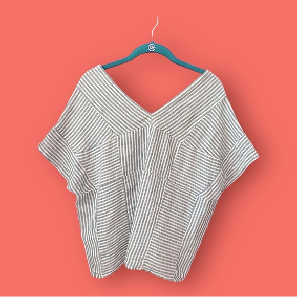 TAHARI Blue And WhiteStriped Top,  Loose Fit, 100% Linen, Size Medium. - Picture 4 of 7